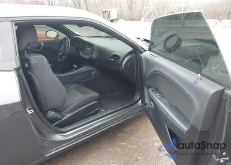 2016 Dodge Challenger Sxt z USA, uszkodzony, nr VIN 2C3CDZAG3GH280363